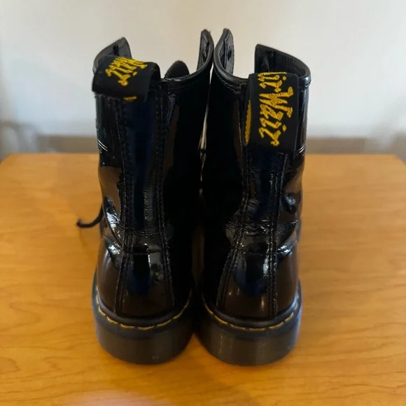 1460 Glossy Black Dr. Martens- Size US 8 - Picture 8 of 13